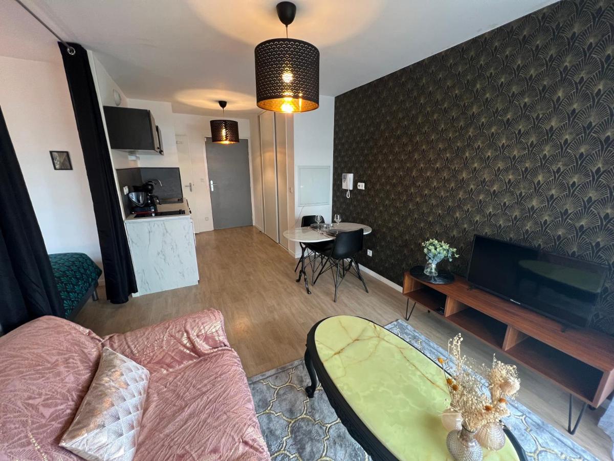 Le Trendy Apartamento Cesson-Sévigné Exterior foto